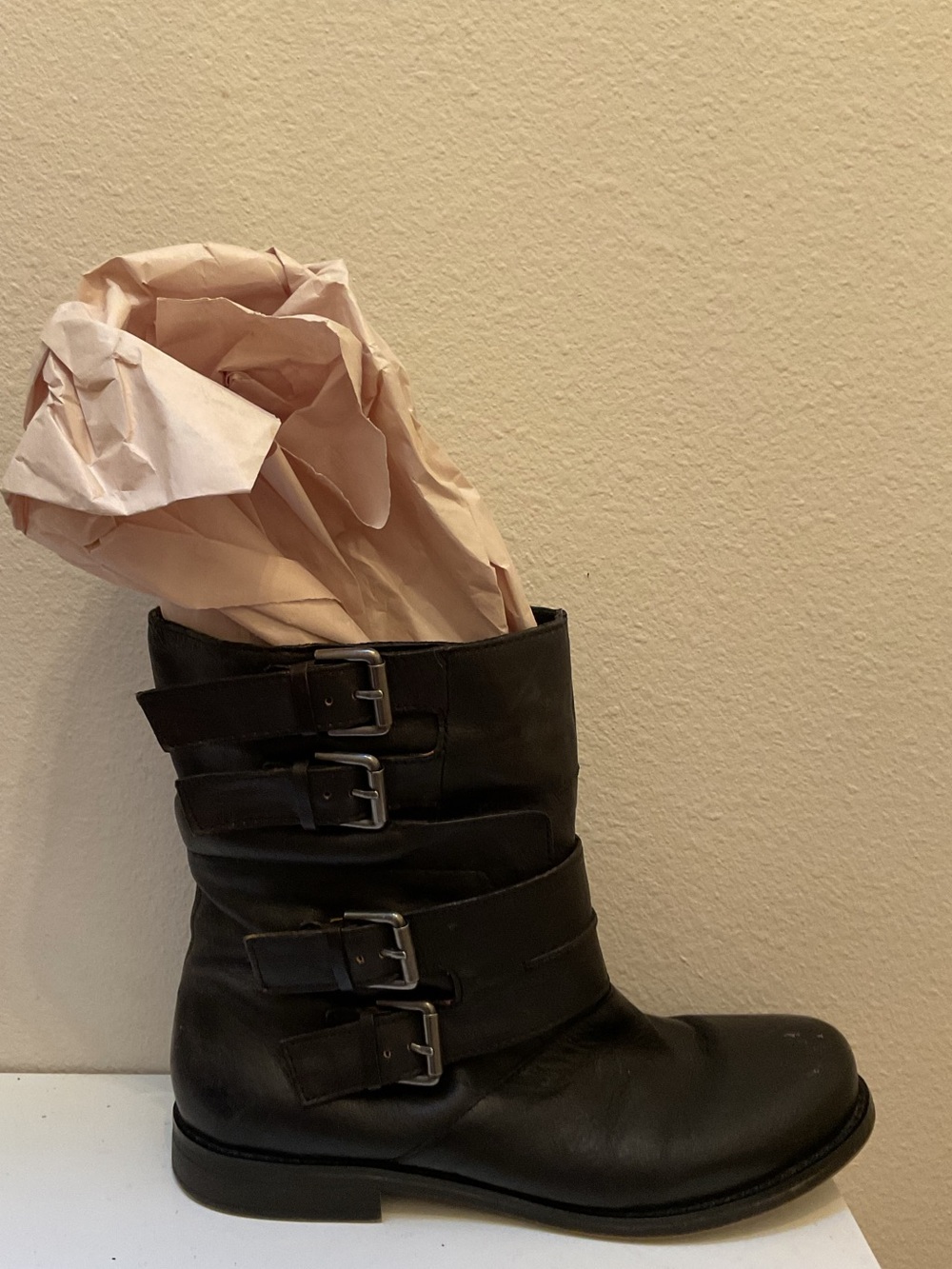 “Vintage America” black moto boots 🥾